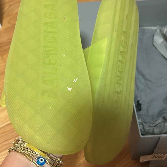 NEW ! Balenciaga slides size 39 - Picture 3 of 3